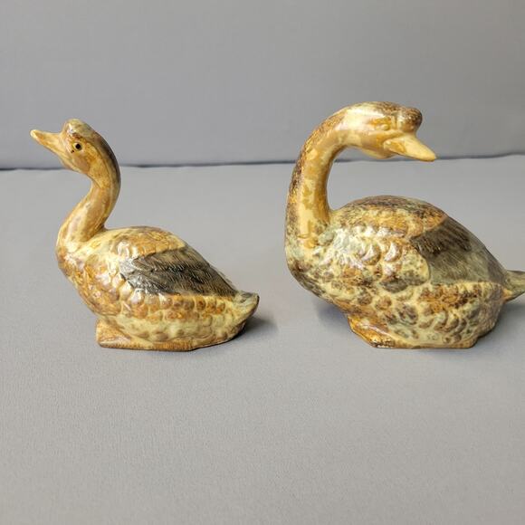 Vintage Set Ceramic Geese Figurines Brown Goose Decor Japan Nick-Nak 3.75" - Picture 5 of 10